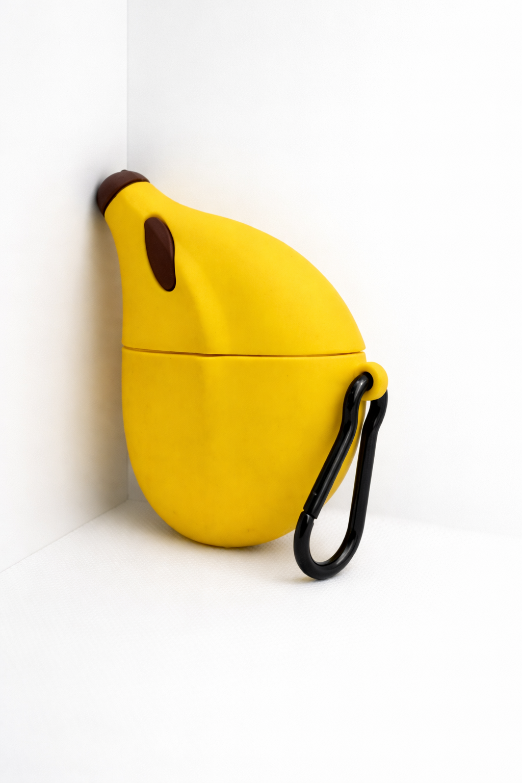 Banana-Shaped AirPods Case – Cute Silicone Cover with Keychain